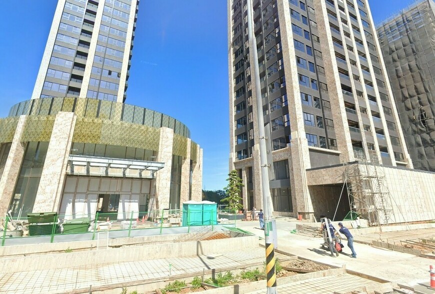 阿明幫你看建案｜青埔「HLA‧悦」：豪宅規格、135~270坪毛胚屋，總價6800萬起