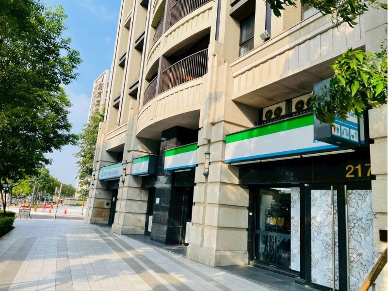 【開箱筆記_板橋店面】江翠北側「立信晴朗」店面圈，這裡的店面值得進場嗎？