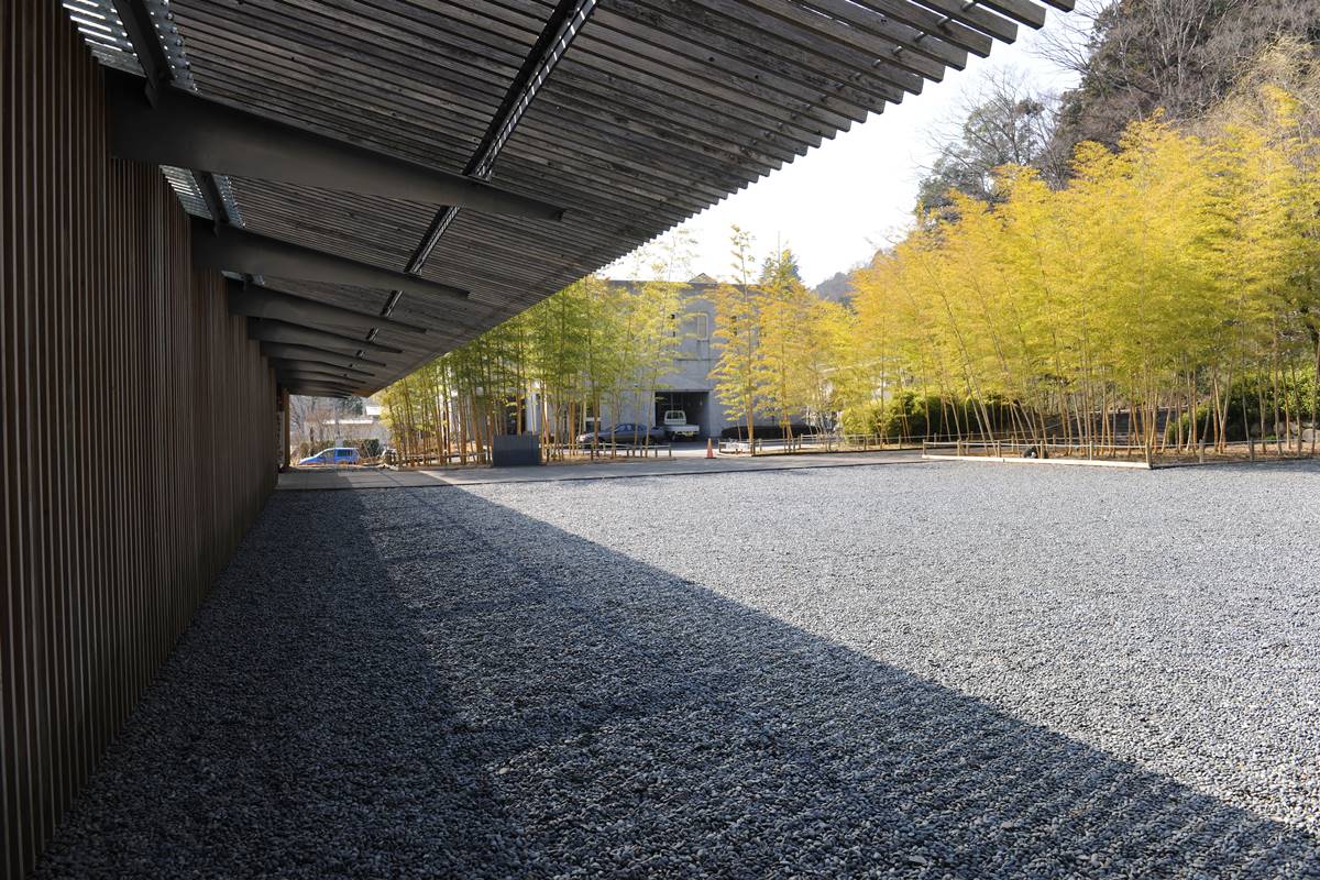 【解讀當代建築大師傑作】隈研吾找到不燃杉木 成功打造日本廣重美術館