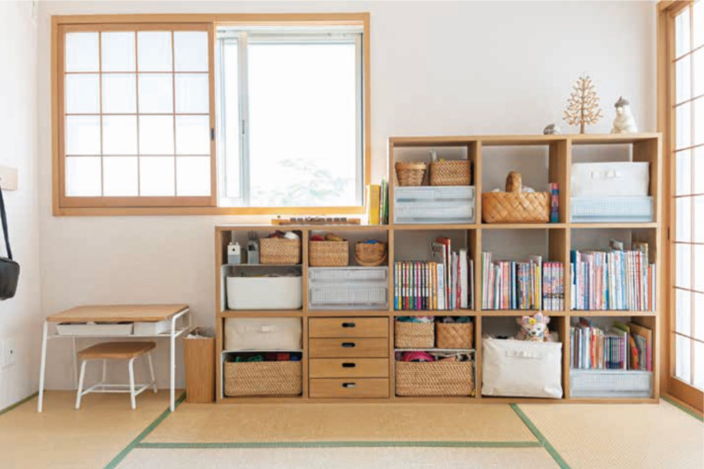 如何用無印良品收納系列，讓親子宅的客廳維持清爽？看看日本整理收納師怎麼做！