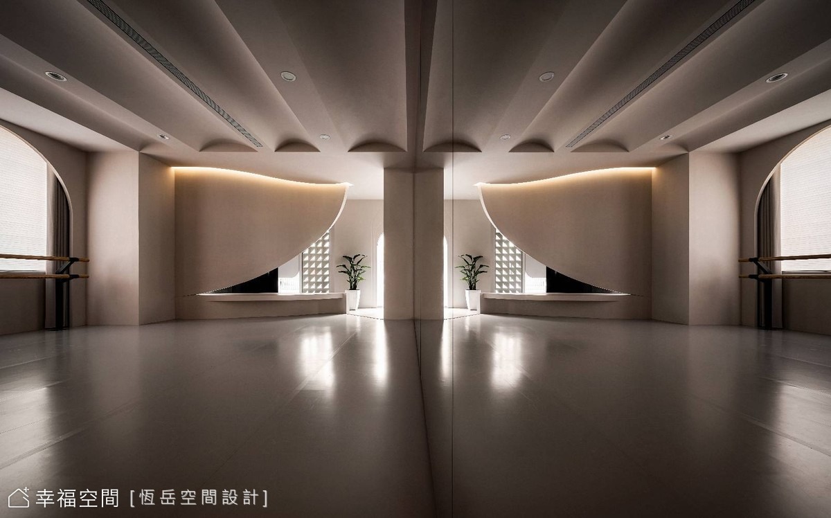 輕靈優雅 自由迴旋｜侘寂風｜24坪