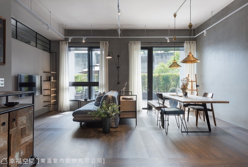 Loft｜工業風｜17坪