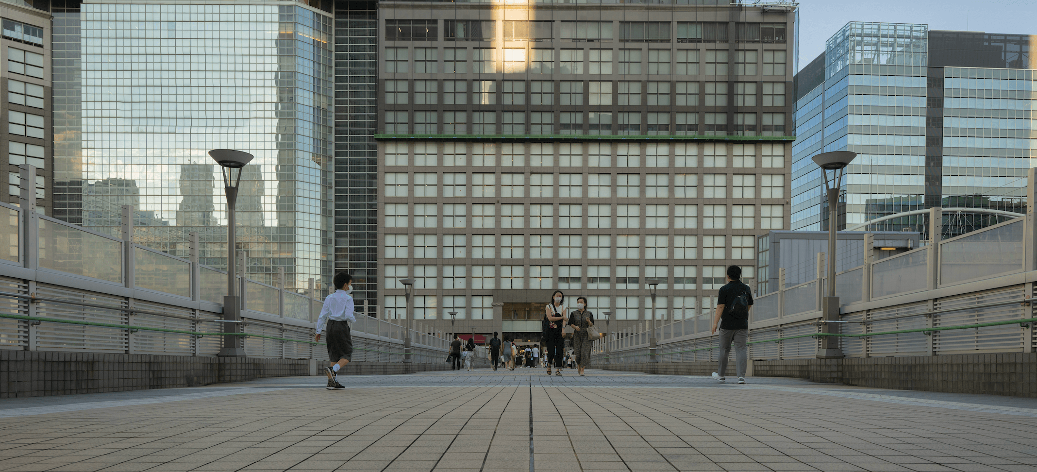 2025 永和房價 VS 板橋房價誰更抗跌？一覽歷史數據與未來走勢！