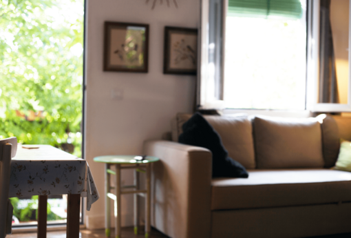 坐北朝南 vs. 坐南朝北怎麼選？專家深度分析採光、通風、房價「3 大差異」與台灣南北決策指南