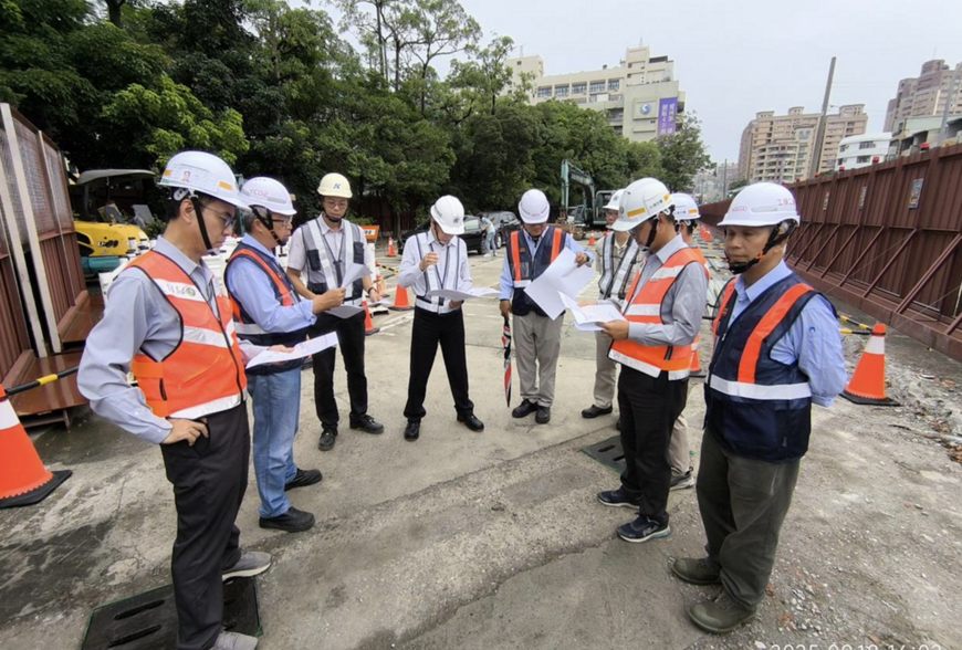 【高雄捷運黃線房價地圖】Y 線 2025 最新進度揭秘！這 5 大「轉乘站」房價漲幅驚人