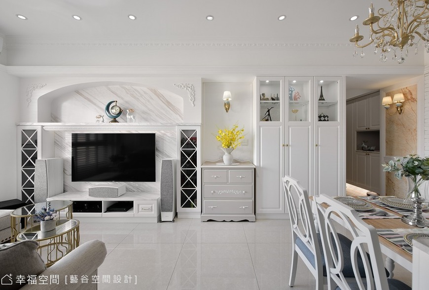 機能與藝術的隱匿交織25坪美式古典宅