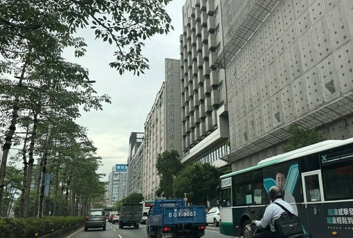 88.5萬戶租補、社宅12.5萬戶？青團嗆「數字治國」：補貼越撒、房價越漲！