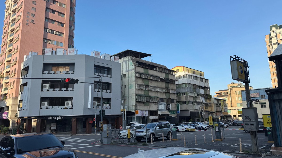 新屋交易量腰斬、老屋成交創新高！房市進入「銀髮時代」：誰能在老屋中找到價值