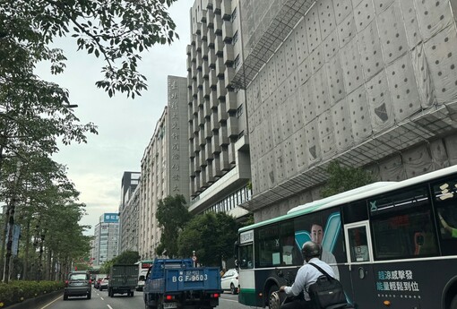 豪宅線管到總價，卻管不住單價？專家：7000萬門檻恐催生「小豪宅」時代