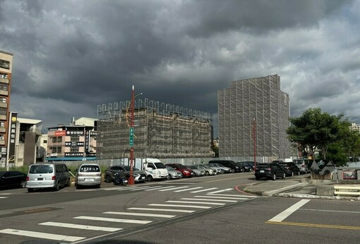 政府要買我家土地，沒印鑑證明不能過戶？網友急問　專家：先看是「價購」還是「徵收」
