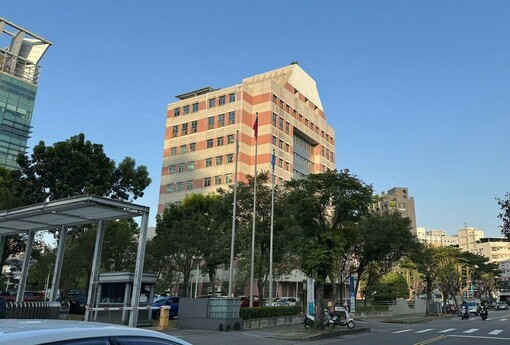 公股整併「說一套做一套」？財政部喊開放卻無時程 百億入主國票金後竟「只做一半」