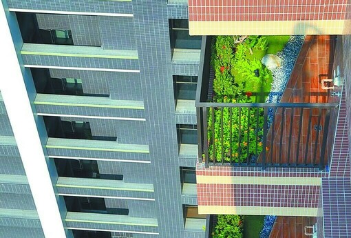 建商收割容獎、住戶扛罰單！高雄厝10年認證「掛蛋」 4.4億花去哪？審計報告狠打臉