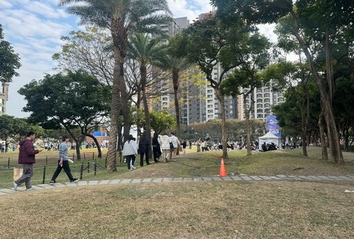 高中生躺平也能上大學？同等學力淪為「免試入學後門」 教授爆料：校方暗示別擋人，學生是金主