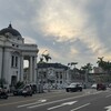 富人捧現金橫掃、中產被銀行拒門外!房市M型化「階級戰爭」開打