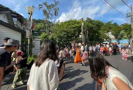 平溪「金色燈龍遊菁桐」中秋登場 百元走讀礦城、提燈夜遊山城
