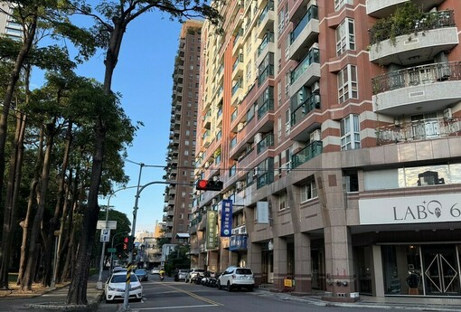 打房打假的？阿明用央行數據說給你聽：房價只跌5%，但政策效果藏在這三個地方