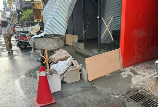 裝修費全燒光！屋主怒控業者「AI照騙」 3層透天厝爛尾還被當垃圾場