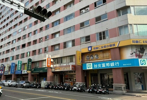 美債殖利率衝19年高點　台股跌392點、新台幣31.876元　高利率壓力傳進台灣