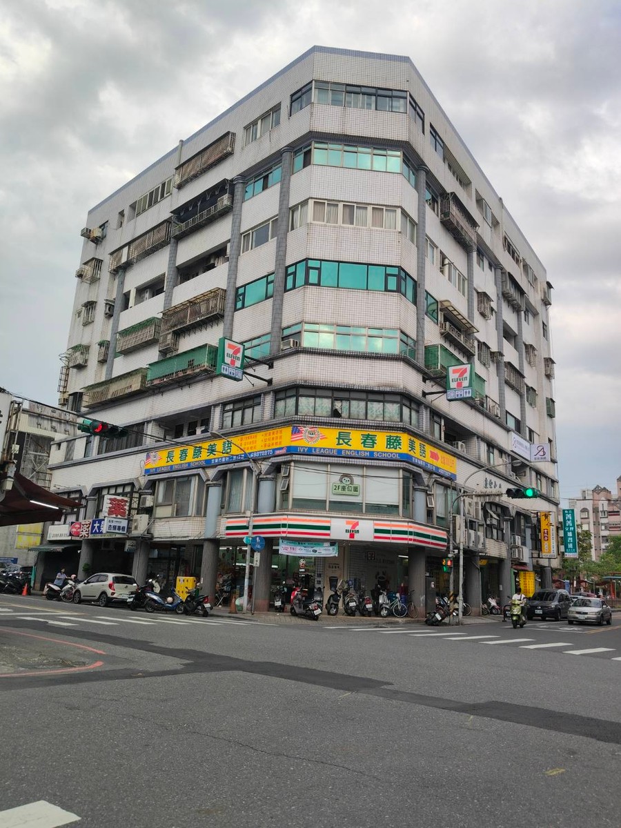 預售屋三角窗預租超商 建商高明策略?邱明芳揭「連鎖品牌認證」背後盤算