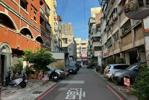 建商都縮手了，屋主還在等誰追價？專家示警：再不賣，就不用賣了