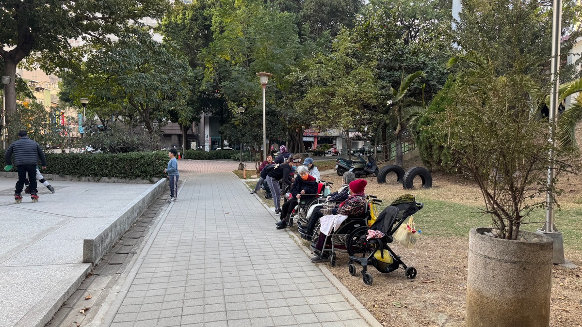60+換房養老怎麼挑？專家：電梯、低樓層、近醫院還不夠 這8件事更重要