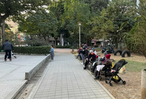 60+換房養老怎麼挑？專家：電梯、低樓層、近醫院還不夠 這8件事更重要