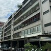 他「現金全款」買下2層樓老宅，舊公寓秒變「月入4萬金雞母」操作！