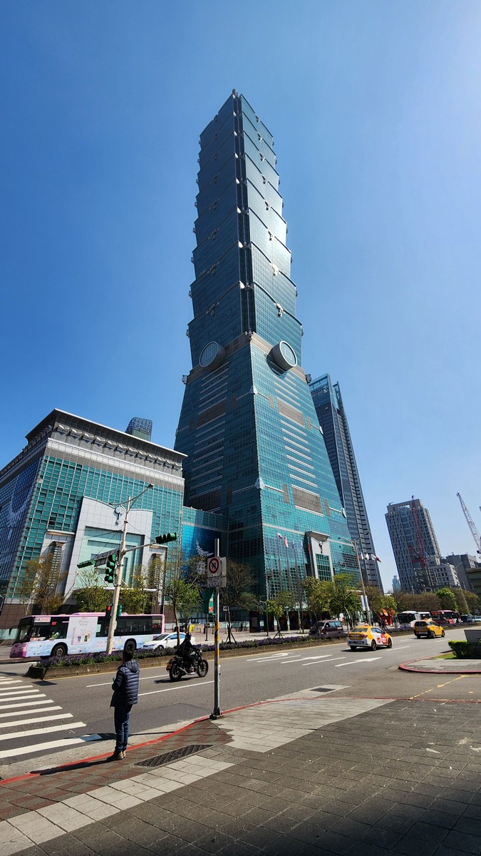 信義區地上權案68%溢價搶標 大巨蛋經濟圈成形
