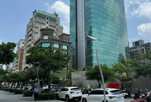 哪招?房仲還沒看房就要我簽專約，這種房仲能信任嗎？