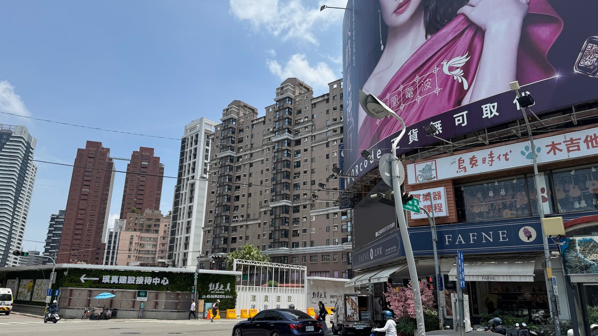台幣狂升誰是贏家？這4家傳產巨頭藏千億土地資產，南紡漲停只是開始？