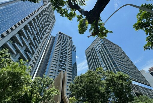 台北商辦租金創新高！信義區衝破5千元 企業「租轉買」潮浮現