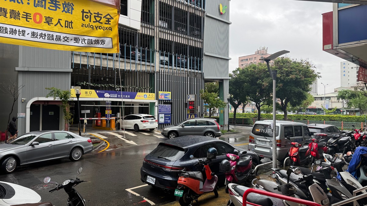 房市交屋潮來襲 建商轉向保守經營