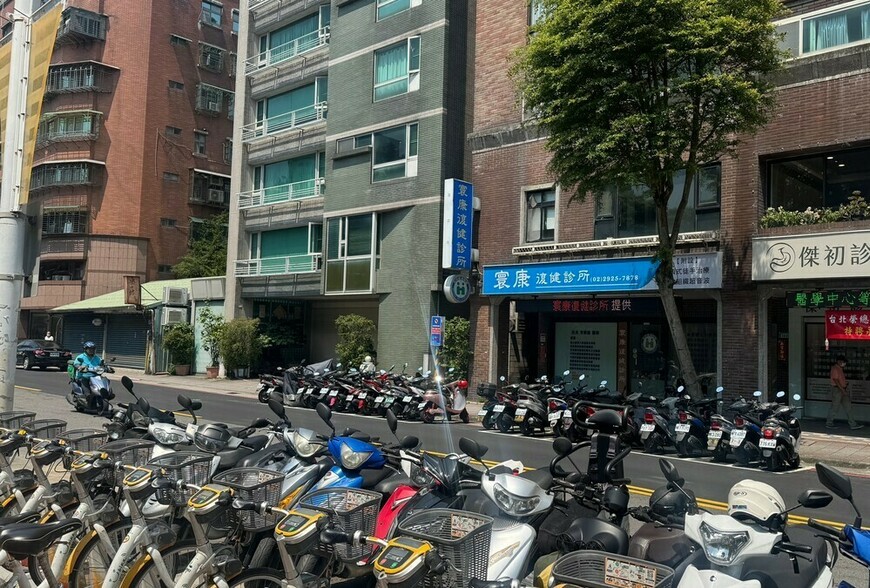 買房找建商vs.找仲介？專家不敢說的真相！選錯可能多花300萬...