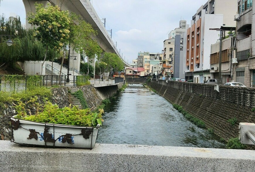30年老牌營造廠無預警宣布時工地急停工！建商資金斷鏈風暴恐延燒