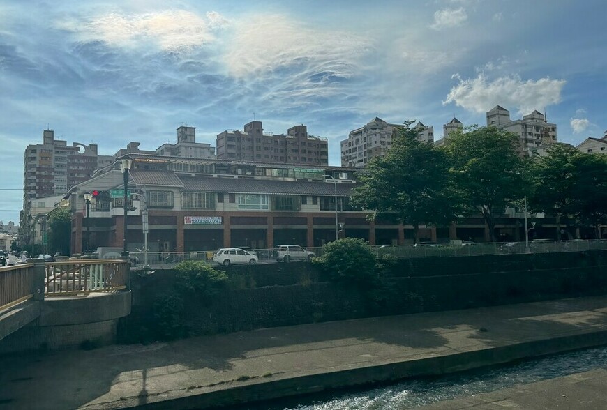 銀行鑑價1600萬，屋主卻堅持賣2000萬，專家建議從1400萬談起