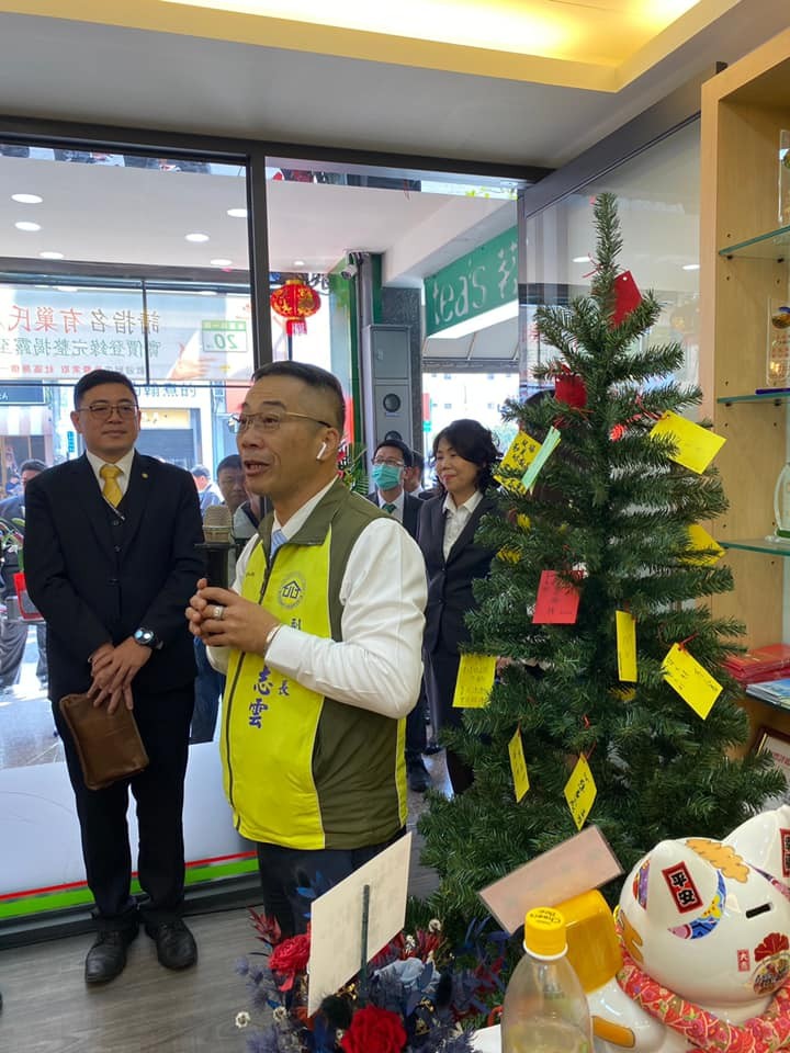 房仲業驚爆倒閉潮！全台1000家店恐關門 專家警告：這3大危機比2008金融海嘯更可怕