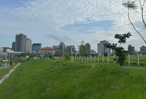 產官學界共商淨零建築轉型 金融、碳匯、建材創新成關鍵解方