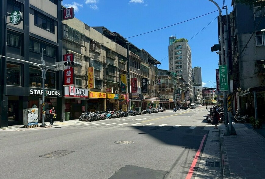 新北房市7月交易量微增5.8% 但累計年減近三成 專家示警五股區風險