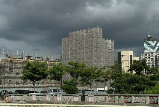 房市墜八年谷底！六都1-7月交易量『蒸發27%』 建商悲鳴：比金融海嘯還冷