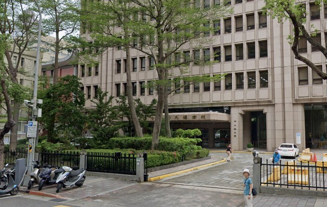 史上最大交屋潮來襲！7萬戶交屋撞上限貸令 專家示警：違約潮恐爆雷