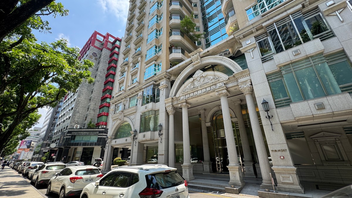 代銷龍頭獲利腰斬！建商爆虧損潮 專家示警：房市最冷寒冬來襲