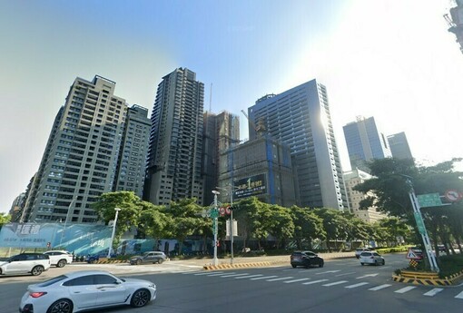 富豪資金逃殺，專家警告：豪宅市場崩盤將衝擊台灣經濟命脈
