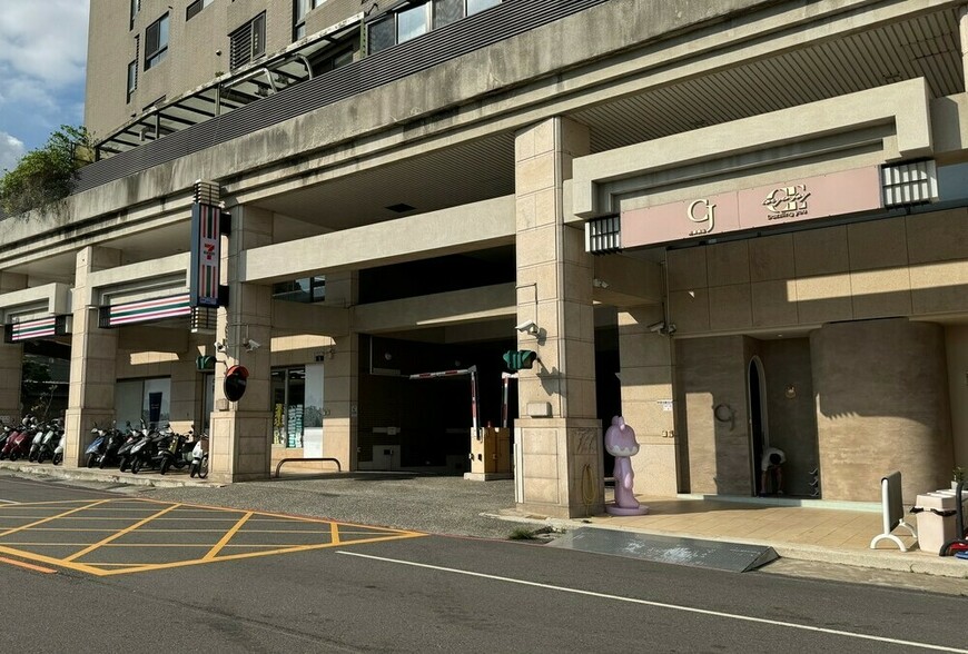 管委會強索個資風暴！住戶怒控：不給車牌不准回家 律師揭「這招」反制