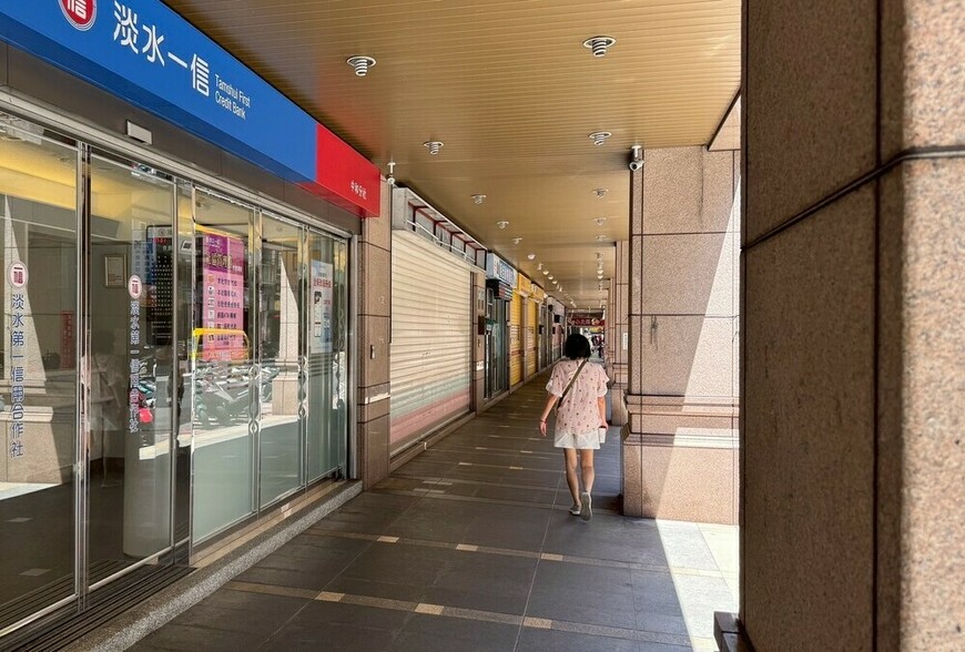 異動即時通申請 要求簽署「免責條款」民眾感到不安