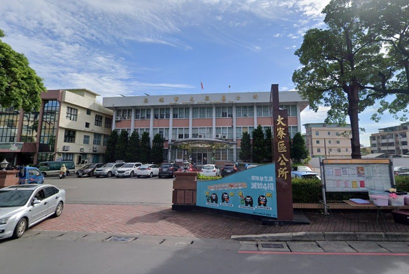 高雄建商爆偷工減料！1小時火速點交　住戶怒：配電箱竟偷降規格
