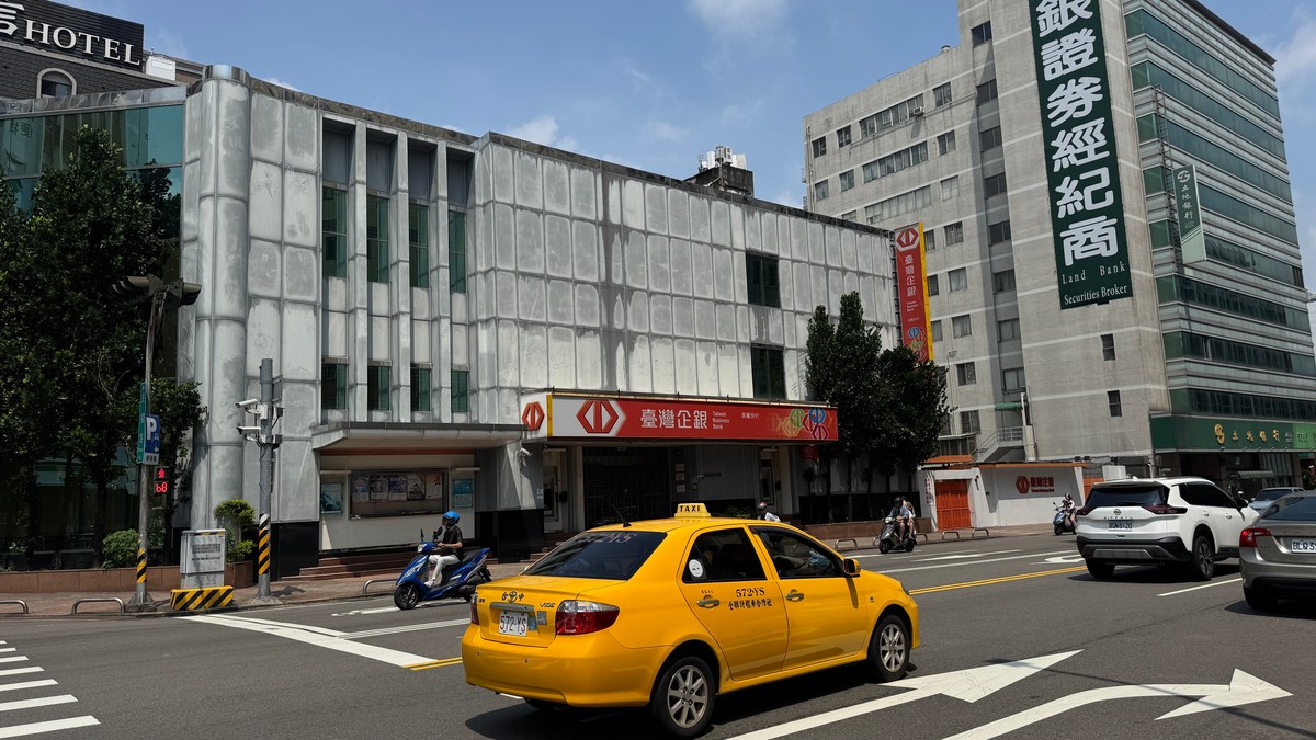 換屋族慘遭銀行追殺！一年賣不掉舊屋 慘賠500萬現金
