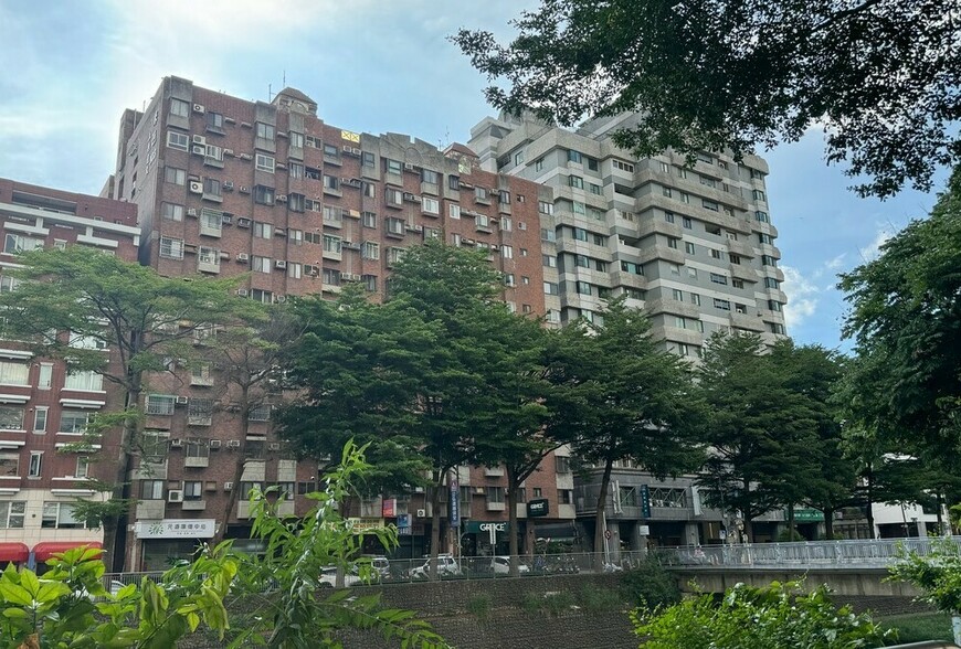 房市真的冷了！六都過半行政區下跌　專家示警：中南部「超漲區」恐再跌1成