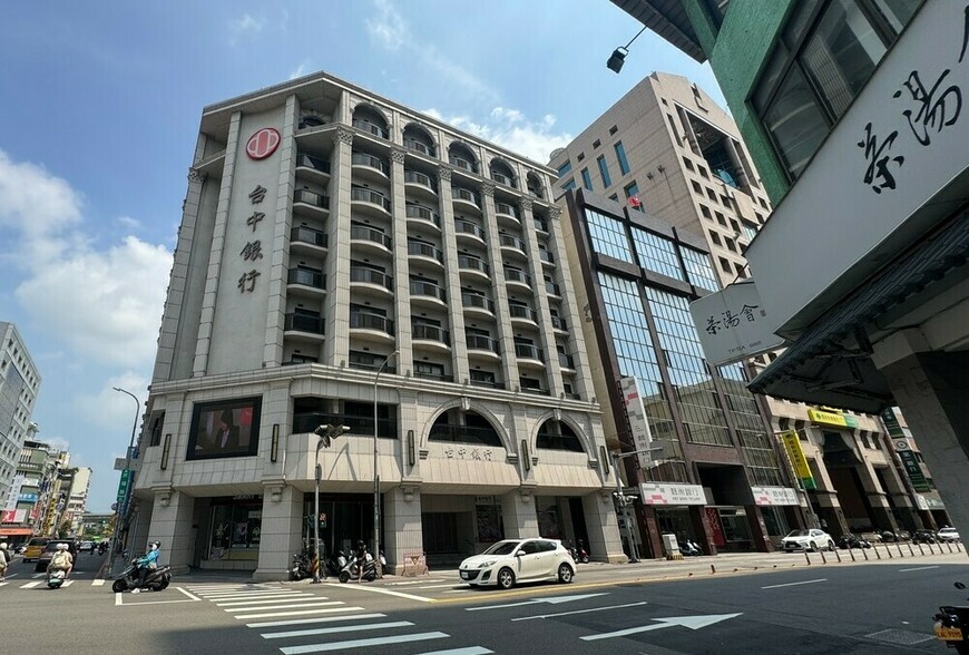 千萬資產如何佈局？專家揭「鐵三角分配法」：房產保值、股市衝報酬、保險防萬一