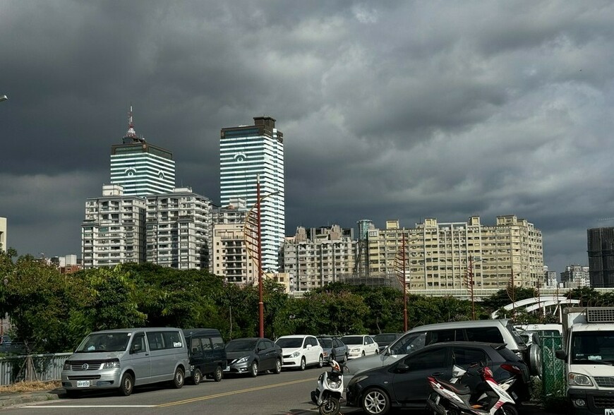 新建案管委會變建商一言堂？住戶揭：會議3分鐘通過千萬預算　連反對機會都沒有