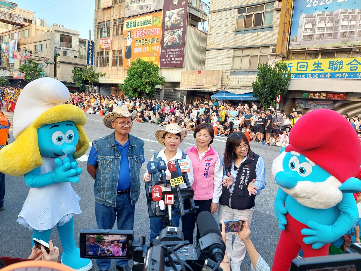 台中國際踩舞嘉年華湧入千人！ 盧秀燕 清水街頭搖身世界舞台